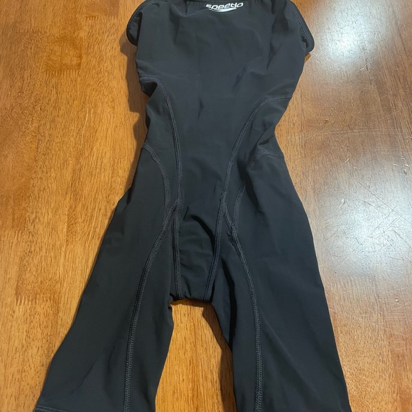 Brand New Speedo Youth Vanquisher Knee Skin Tech Suit - Picture 4 of 9